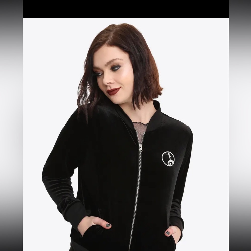 THE NIGHTMARE BEFORE CHRISTMAS PUMPKIN KING GIRLS VELOUR JACKET